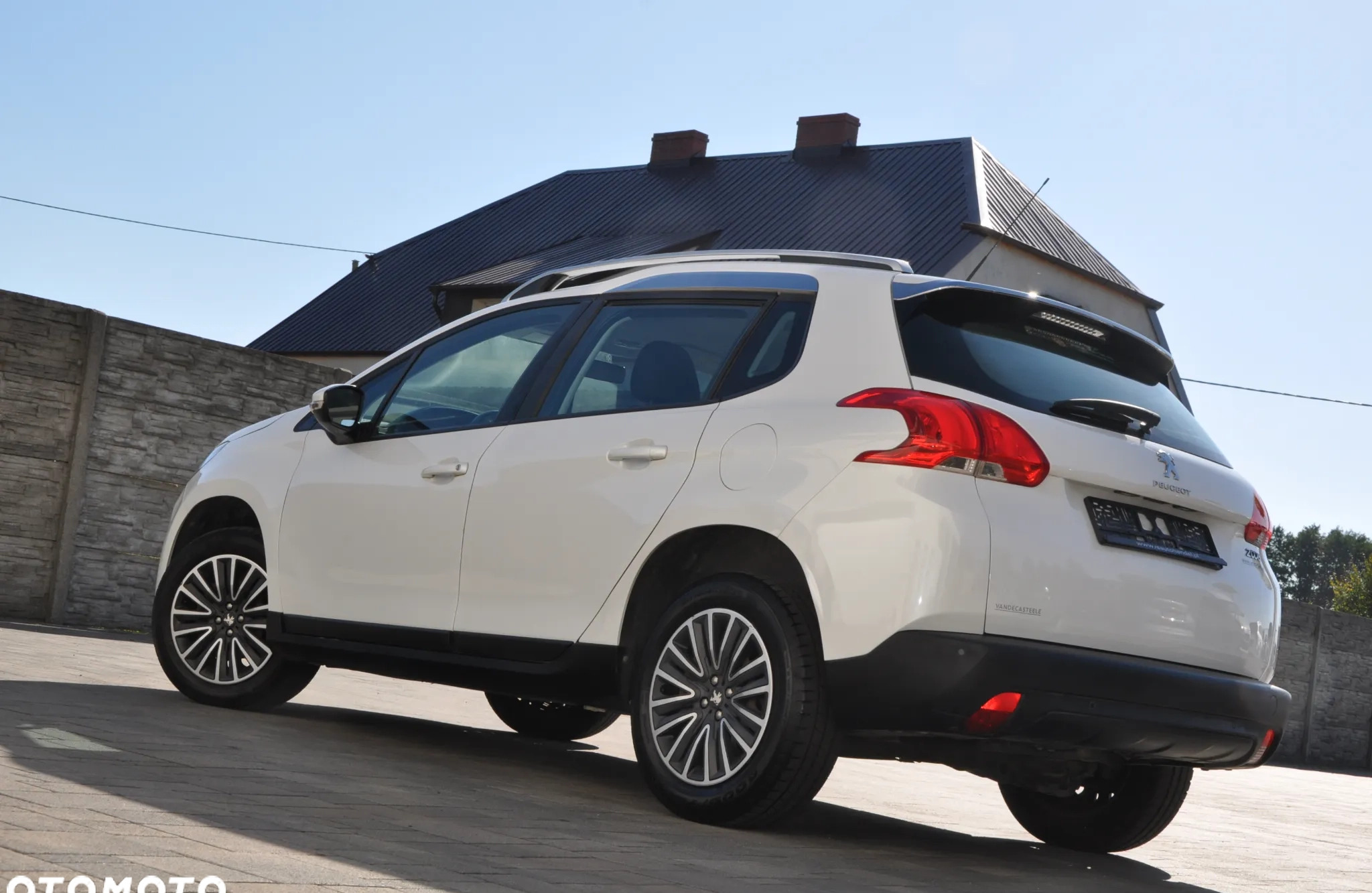 Peugeot 2008 cena 29900 przebieg: 112500, rok produkcji 2015 z Kępno małe 67